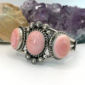 Navajo Conch Pink Shell Sterling Bracelet SE Native American Southwest Vtg J814